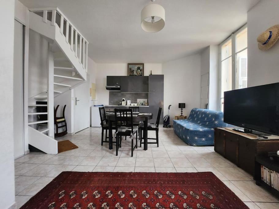 Appartement A Deux Pas De La Promenade Des Anglais Nice Exterior foto