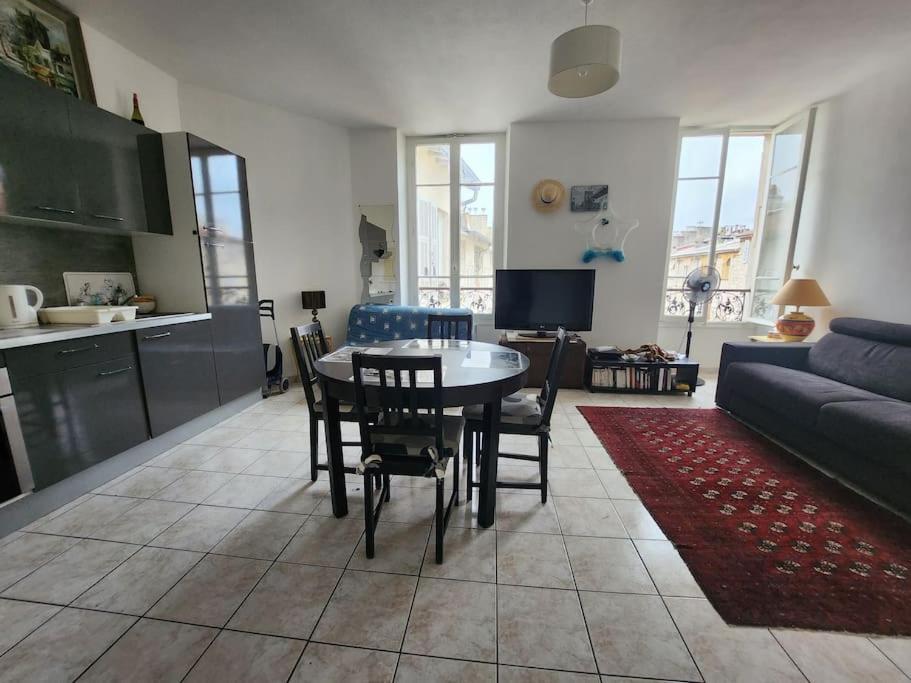 Appartement A Deux Pas De La Promenade Des Anglais Nice Exterior foto